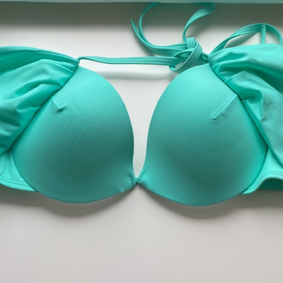 NWOT Victoria’s Secret V Crossover Bikini Top - Picture 3 of 10